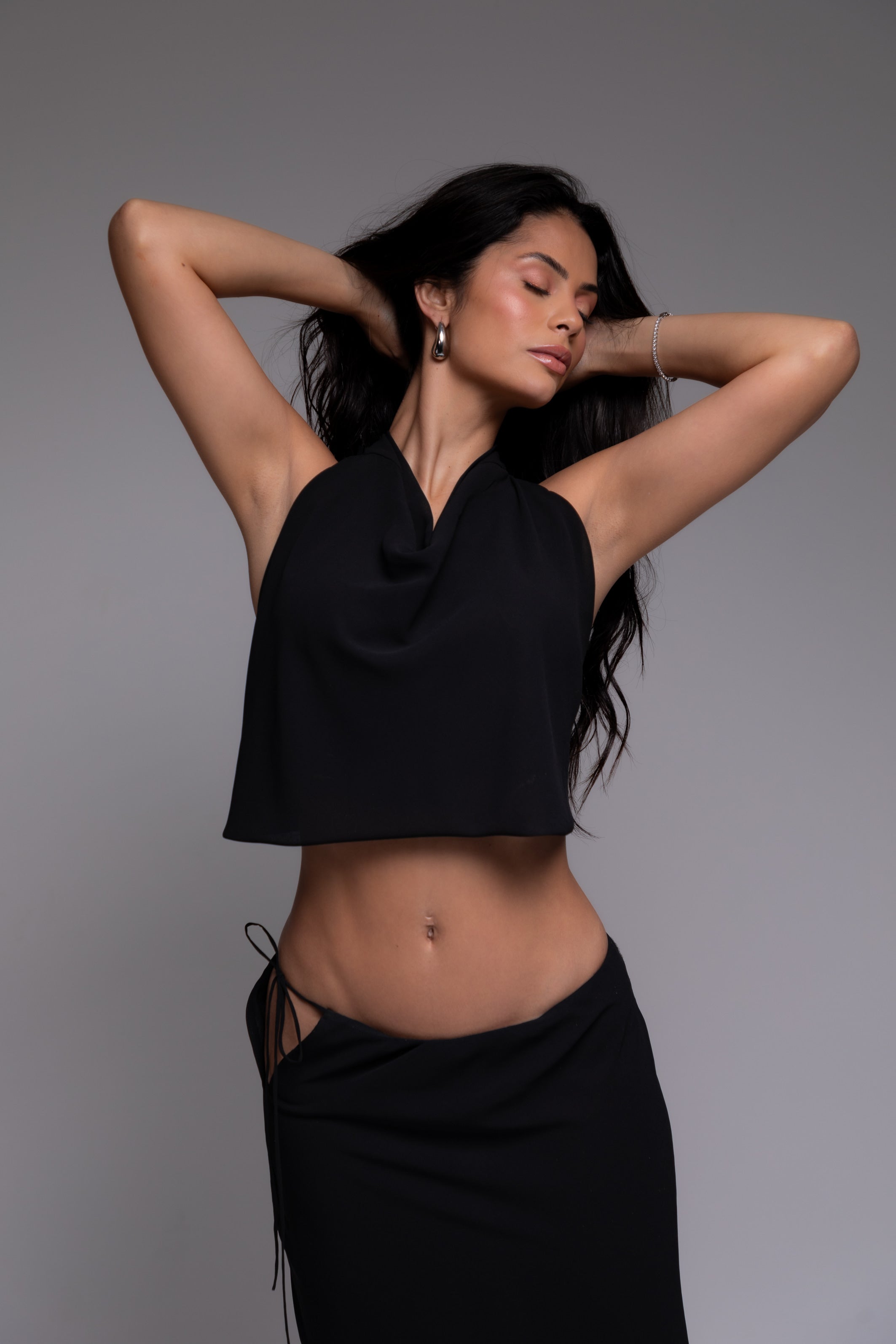 Conjunto Blusa e Saia Barbara em Crepe de Seda Preto