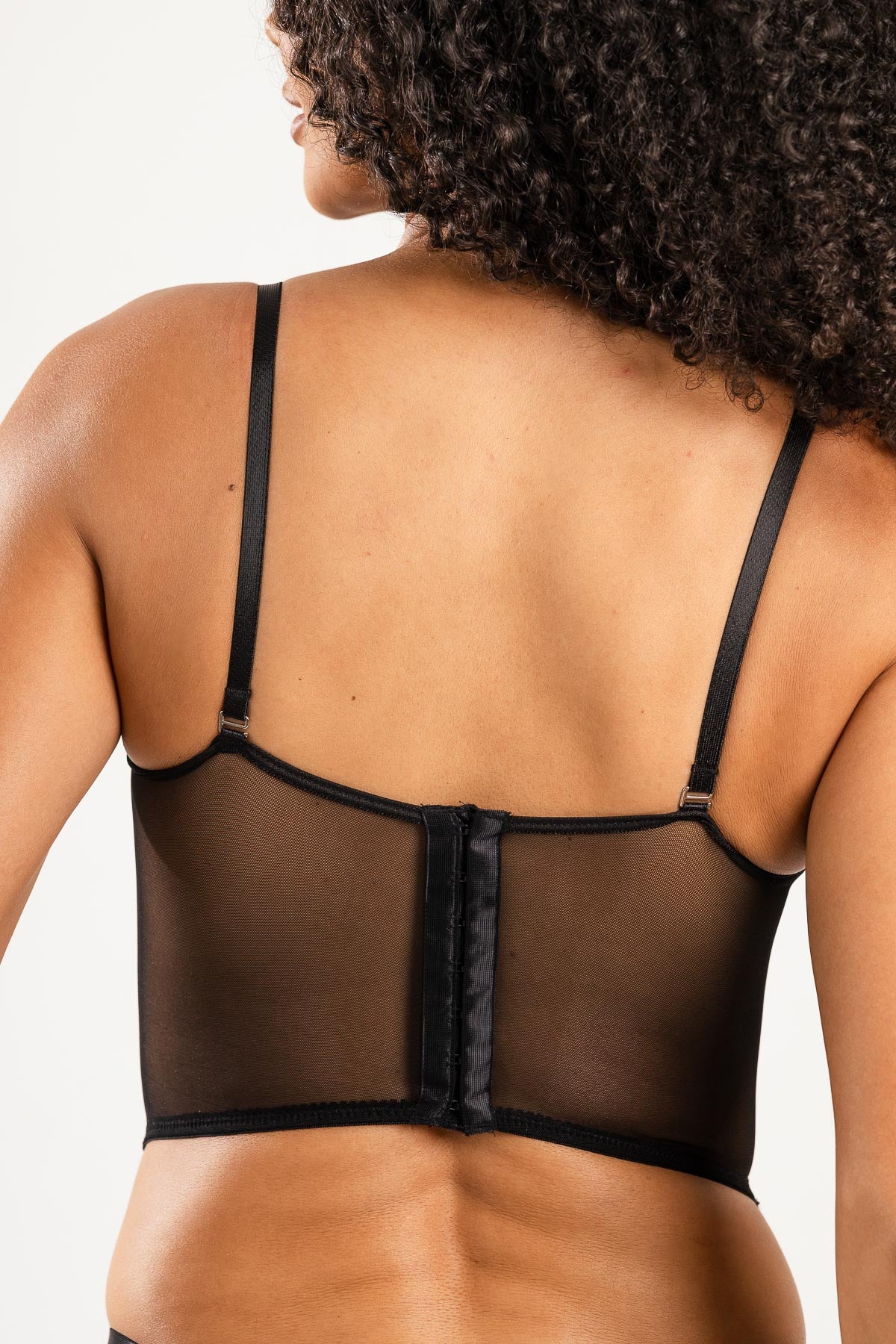 Corset Em Renda E Tule Com Alças Removíveis Serena Preto