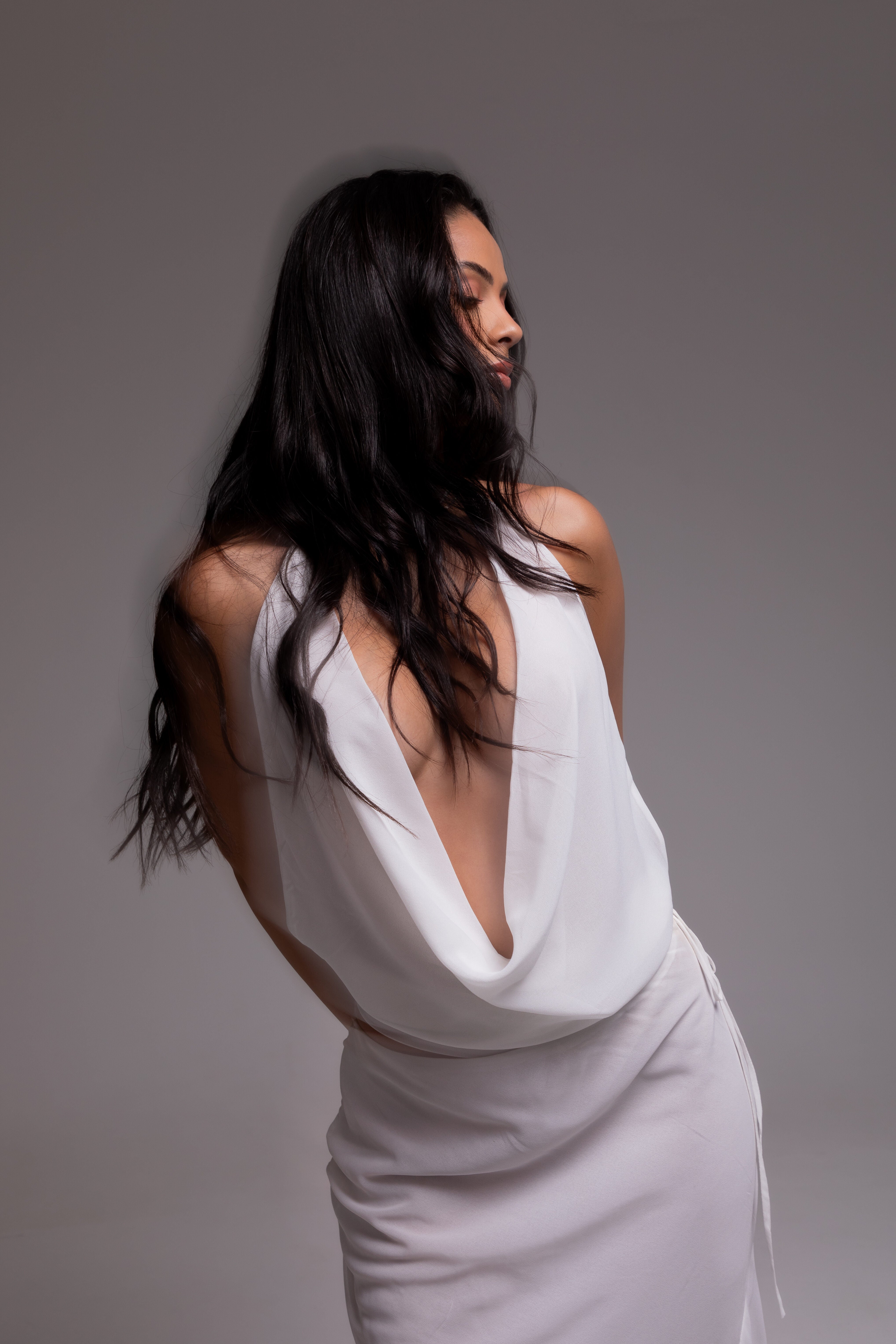 Conjunto Blusa e Saia Barbara em Crepe de Seda Off White