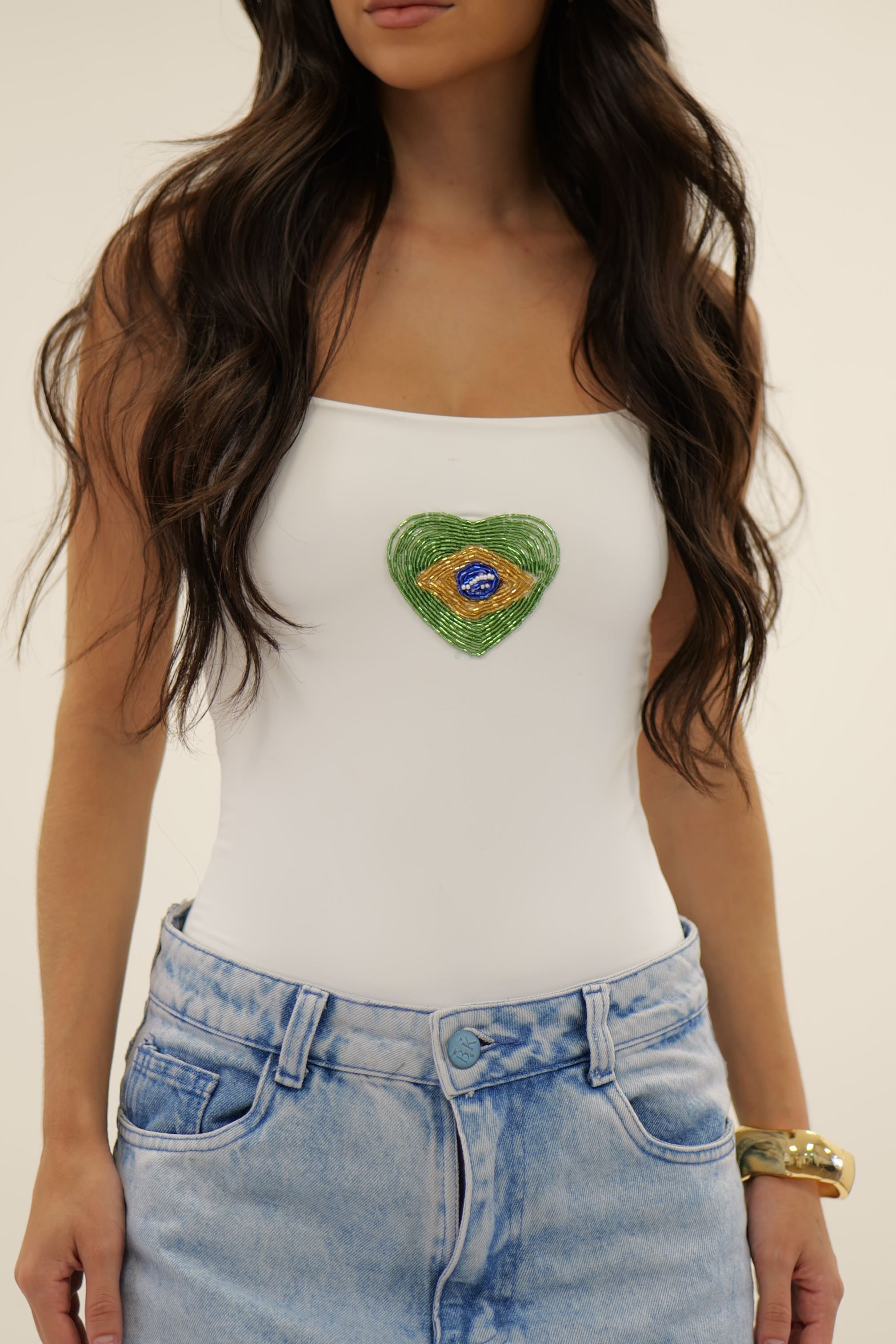 Body Alças Finas Coração Brasileiro Bordado Off White