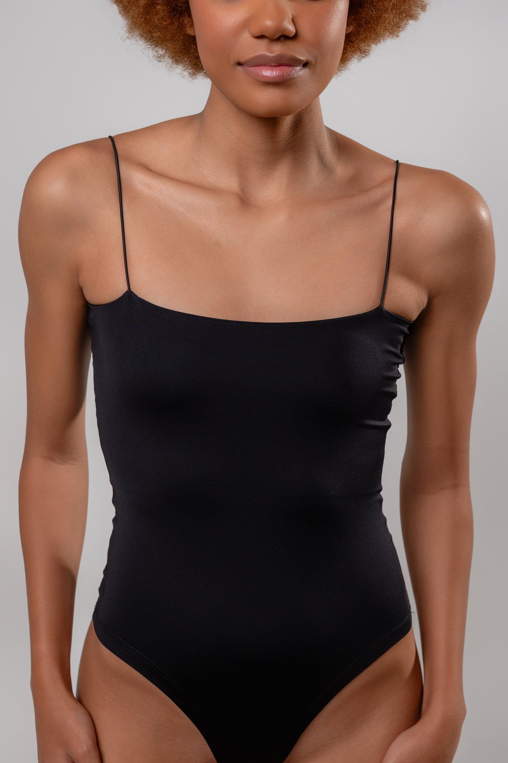 Body Alças Finas Decote Reto Microfibra Preto