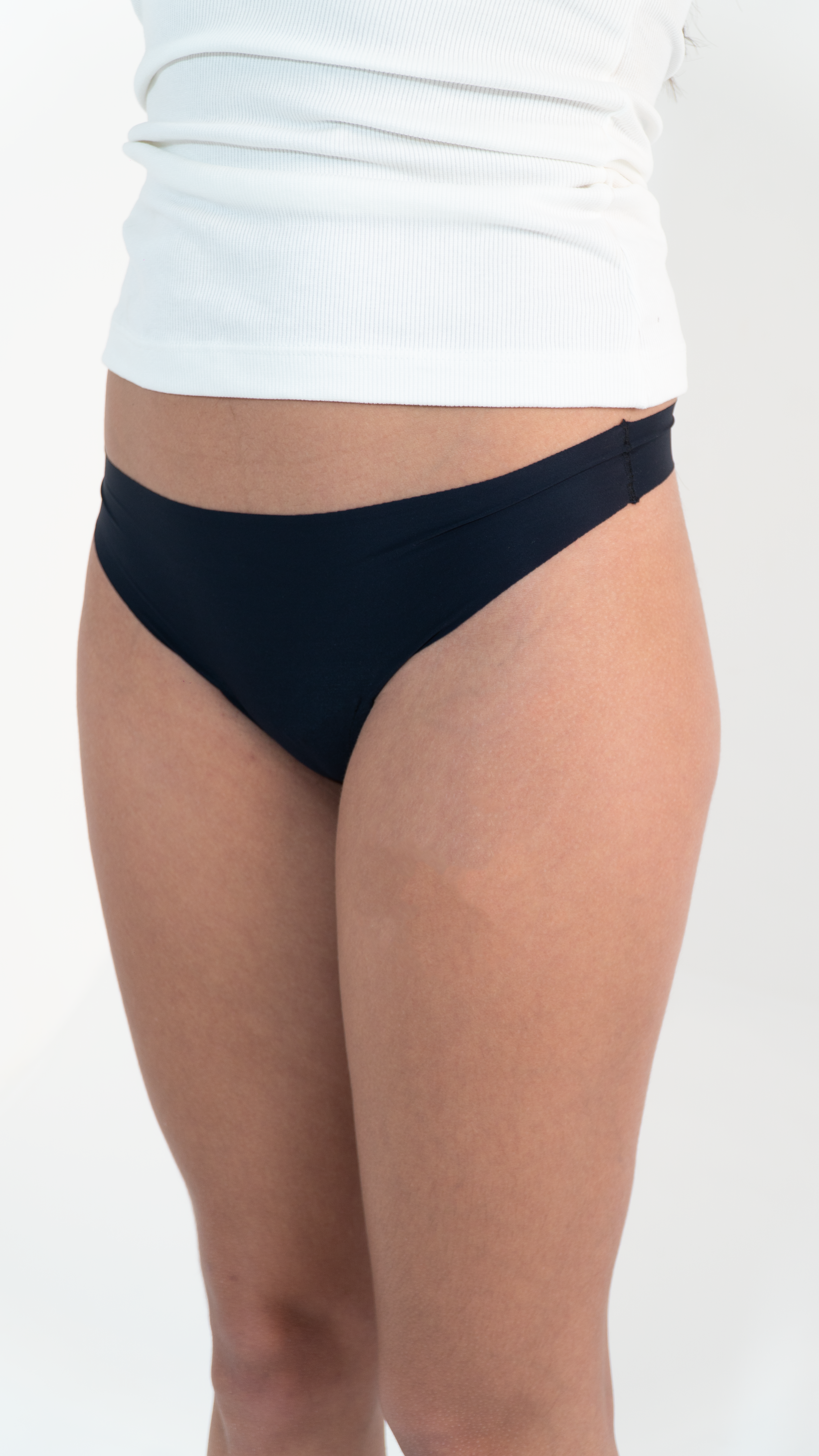 Calcinha Invisível Fio Dental sem Costura Preto