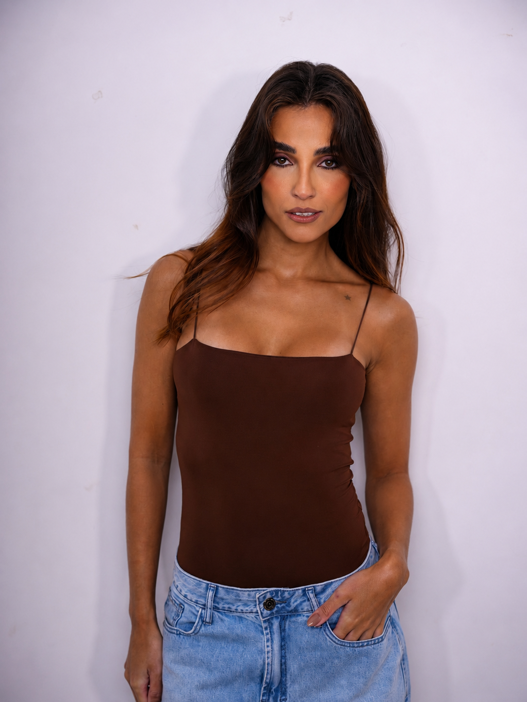 Combo 2 Bodies Alças Finas Essenciais — Marrom e Off White