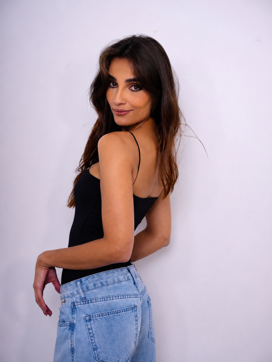 Combo 3 Bodies Alças Finas Essenciais — Preto, Off White e Bordô